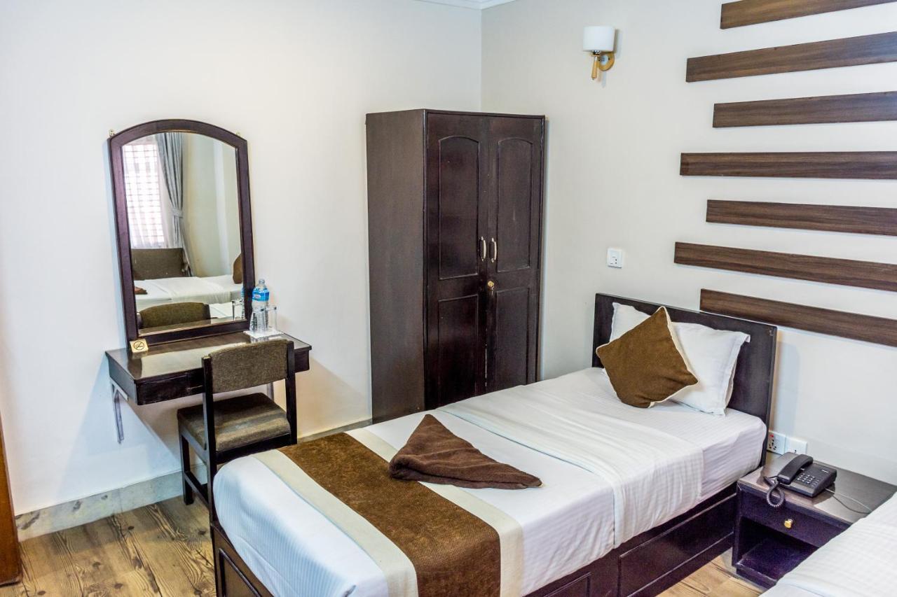 קטמנדו Ausfinn Hotel Metro Inn מראה חיצוני תמונה